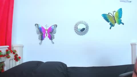 kim_eli online show from December 11, 2024, 7:46 pm