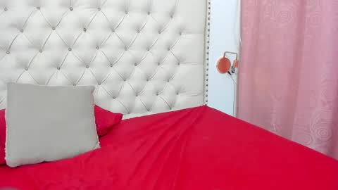 kim_eli online show from December 15, 2024, 1:35 am