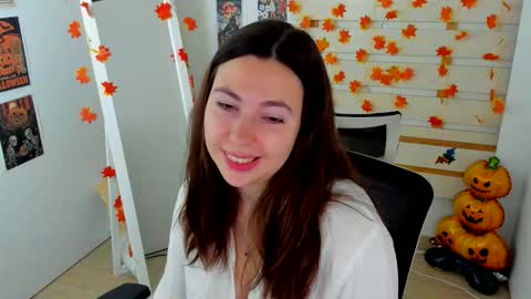 Kim online show from November 12, 2025, 7:42 am