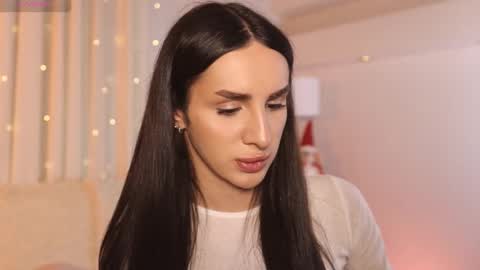 Kim Oberlin online show from November 25, 2025, 4:40 pm