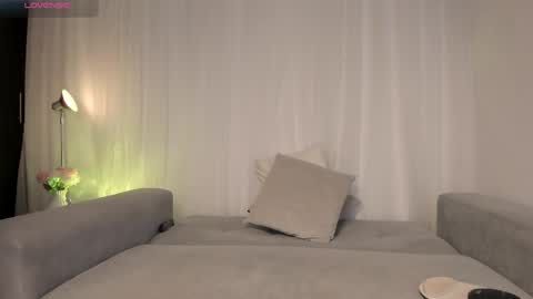 Kim online show from April 7, 2026, 2:12 am