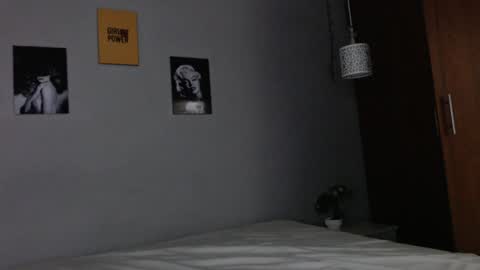 Snapshot of kimandyuk chatting on December 20, 2024, 7:39 pm Kim  Yuk online show from December 20, 2024, 7:39 pm