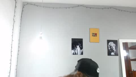 Snapshot of kimandyuk chatting on January 11, 2025, 5:29 pm Kim  Yuk online show from January 11, 2025, 5:29 pm