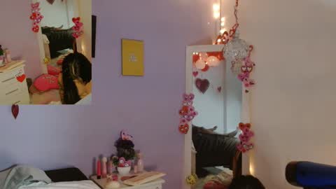 Snapshot of kimandyuk chatting on February 22, 2025, 10:09 pm Kim  Yuk online show from February 22, 2025, 10:09 pm