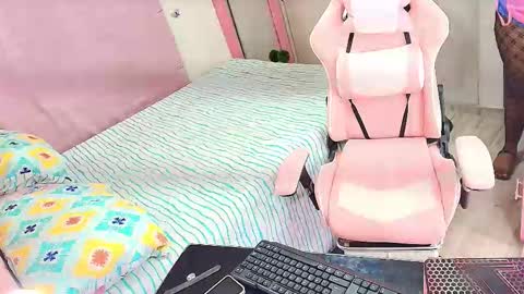 Anita. online show from March 8, 2026, 3:10 am