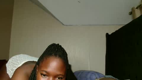 Snapshot of kimberly_chloe chatting on January 16, 2026, 6:34 pm Kimberly online show from January 16, 2026, 6:34 pm