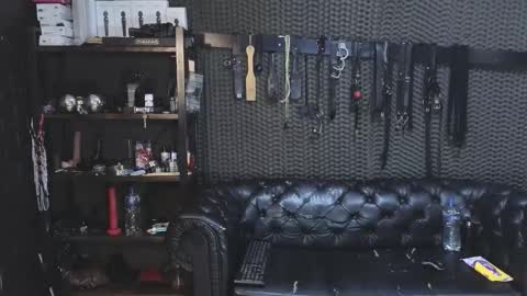  KIMBERLY SWAN  online show from February 9, 2026, 8:57 pm