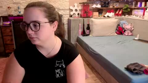 Snapshot of kimberlycaprice chatting on May 16, 2026, 8:11 am kimberlycaprice online show from May 16, 2026, 8:11 am