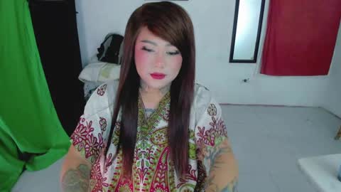 Snapshot of kimberlygati2 chatting on December 14, 2024, 1:06 am Kimberly Polizzi     online show from December 14, 2024, 1:06 am