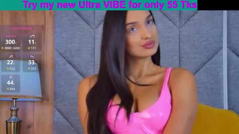 Snapshot of kimberlymav chatting on October 11, 2025, 4:01 am Kimberly online show from October 11, 2025, 4:01 am