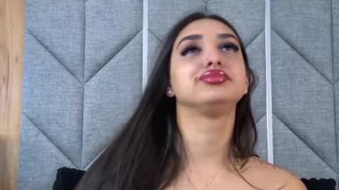 Snapshot of kimberlymav chatting on April 11, 2026, 4:17 am Kimberly online show from April 11, 2026, 4:17 am