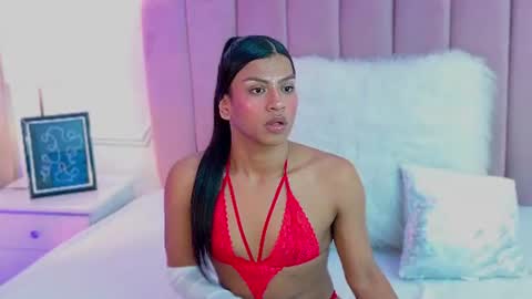 Snapshot of kimberlyn_burbano chatting on July 6, 2026, 8:00 pm Kimberlyn online show from July 6, 2026, 8:00 pm