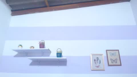 Kim  online show from December 3, 2025, 7:01 pm