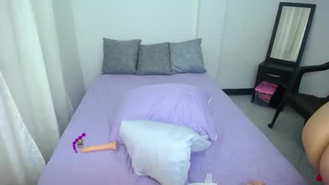 Kimi Kohh online show from April 10, 2026, 1:38 pm