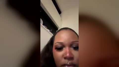 kimkums21 online show from July 9, 2026, 1:31 am