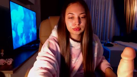 Snapshot of kimlee4 chatting on December 30, 2024, 12:43 am Kim Lee online show from December 30, 2024, 12:43 am