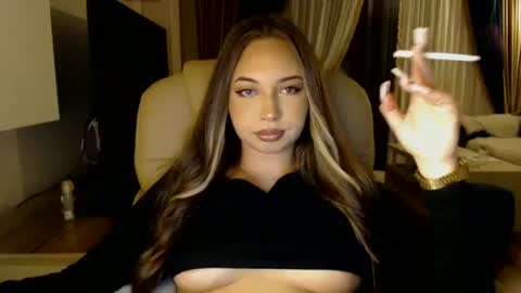 Snapshot of kimlee4 chatting on February 17, 2025, 4:48 pm Kim Lee online show from February 17, 2025, 4:48 pm