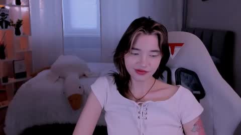 Snapshot of kimm_wong chatting on June 12, 2026, 3:49 am kimm wong online show from June 12, 2026, 3:49 am