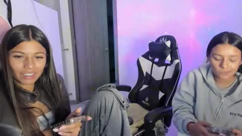 Snapshot of kimmi_foxy chatting on February 10, 2026, 11:20 pm kimmi online show from February 10, 2026, 11:20 pm