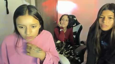 Snapshot of kimmi_foxy chatting on February 12, 2026, 11:11 pm kimmi online show from February 12, 2026, 11:11 pm