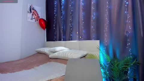 kimmy1_powell online show from October 25, 2025, 4:31 am