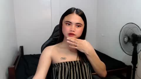 kim ejara online show from February 11, 2025, 4:44 am