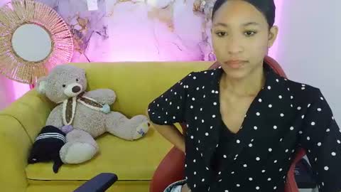 Snapshot of kimmy_m_ chatting on June 10, 2026, 12:26 pm kimmy_m_ online show from June 10, 2026, 12:26 pm