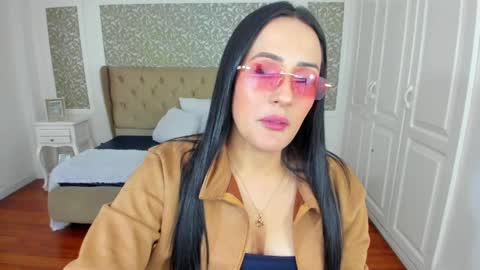 Kim online show from May 19, 2026, 7:20 pm