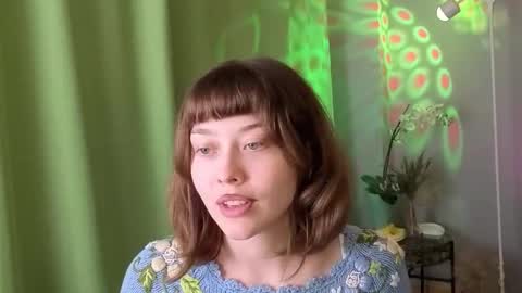 kina_ka online show from October 15, 2025, 8:20 pm