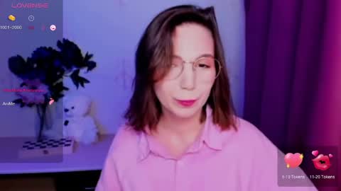 Hazel online show from April 15, 2026, 8:42 pm