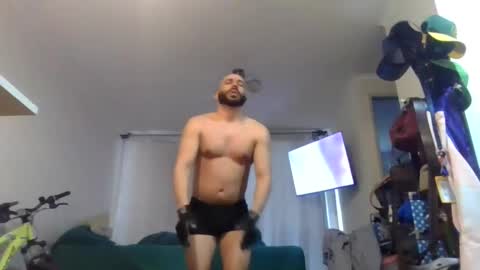 Snapshot of king533966 chatting on October 31, 2025, 9:16 pm king533966 online show from October 31, 2025, 9:16 pm