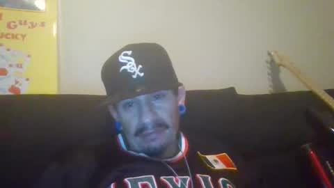 Snapshot of king761987 chatting on October 17, 2025, 12:25 am king761987 online show from October 17, 2025, 12:25 am