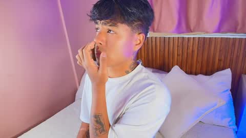 king  help me reach 100 likes online show from March 31, 2026, 2:02 am