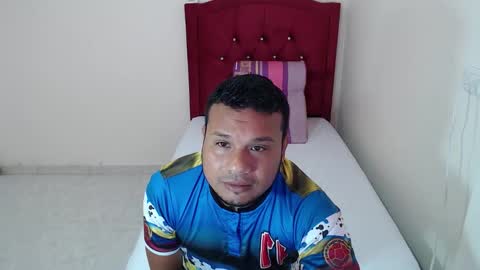 King LEO  online show from January 9, 2026, 12:41 pm