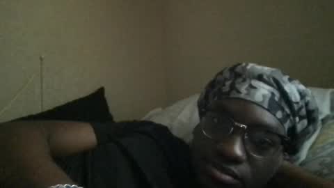 king lj online show from January 1, 2025, 6:27 pm