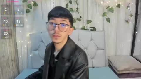 Snapshot of king_luxury1 chatting on July 27, 2026, 12:12 pm King online show from July 27, 2026, 12:12 pm