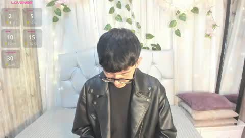 Snapshot of king_luxury1 chatting on July 30, 2026, 12:26 pm King online show from July 30, 2026, 12:26 pm