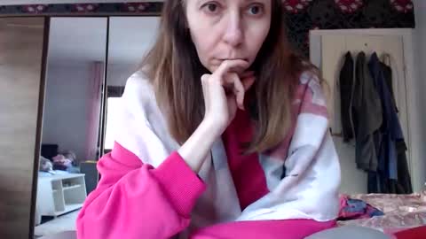 sexysexyhotwetpinkredpussy online show from May 3, 2026, 6:14 pm