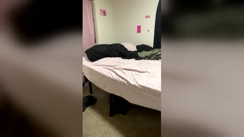 kingecstasyxxxddd online show from February 14, 2026, 1:35 am