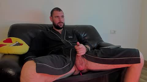 The King online show from October 4, 2025, 11:19 am