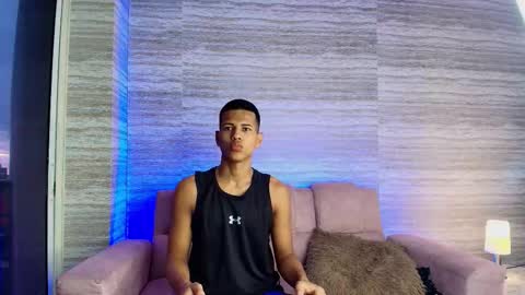 Snapshot of kingstark_ chatting on October 14, 2025, 11:33 am sebastian online show from October 14, 2025, 11:33 am