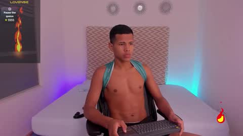 Snapshot of kingstark_ chatting on October 18, 2025, 11:33 am sebastian online show from October 18, 2025, 11:33 am