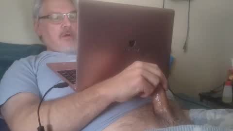 kingtongue10 online show from February 24, 2026, 8:51 pm