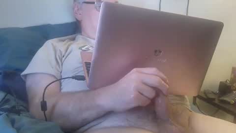 kingtongue10 online show from February 27, 2026, 10:10 pm