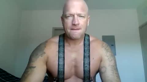 Snapshot of kinksub4use chatting on October 15, 2025, 5:35 pm Kink Sub online show from October 15, 2025, 5:35 pm