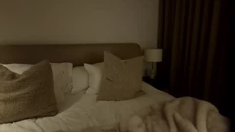 Snapshot of kinky__katia chatting on October 8, 2025, 3:48 am kinky__katia online show from October 8, 2025, 3:48 am