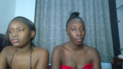 kinky_leila online show from June 22, 2026, 5:15 am