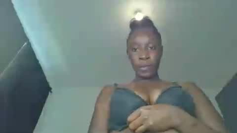 kinky_leila online show from June 29, 2026, 10:15 am