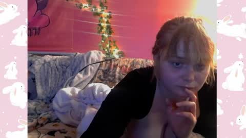 kinkyivy99 online show from April 11, 2026, 3:11 am