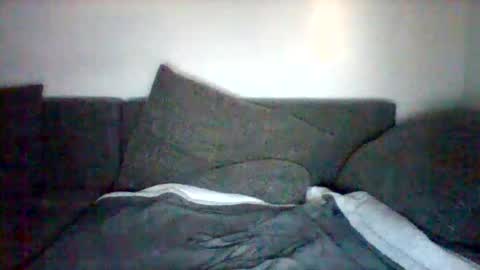 kinkylionboy online show from December 9, 2024, 2:28 pm